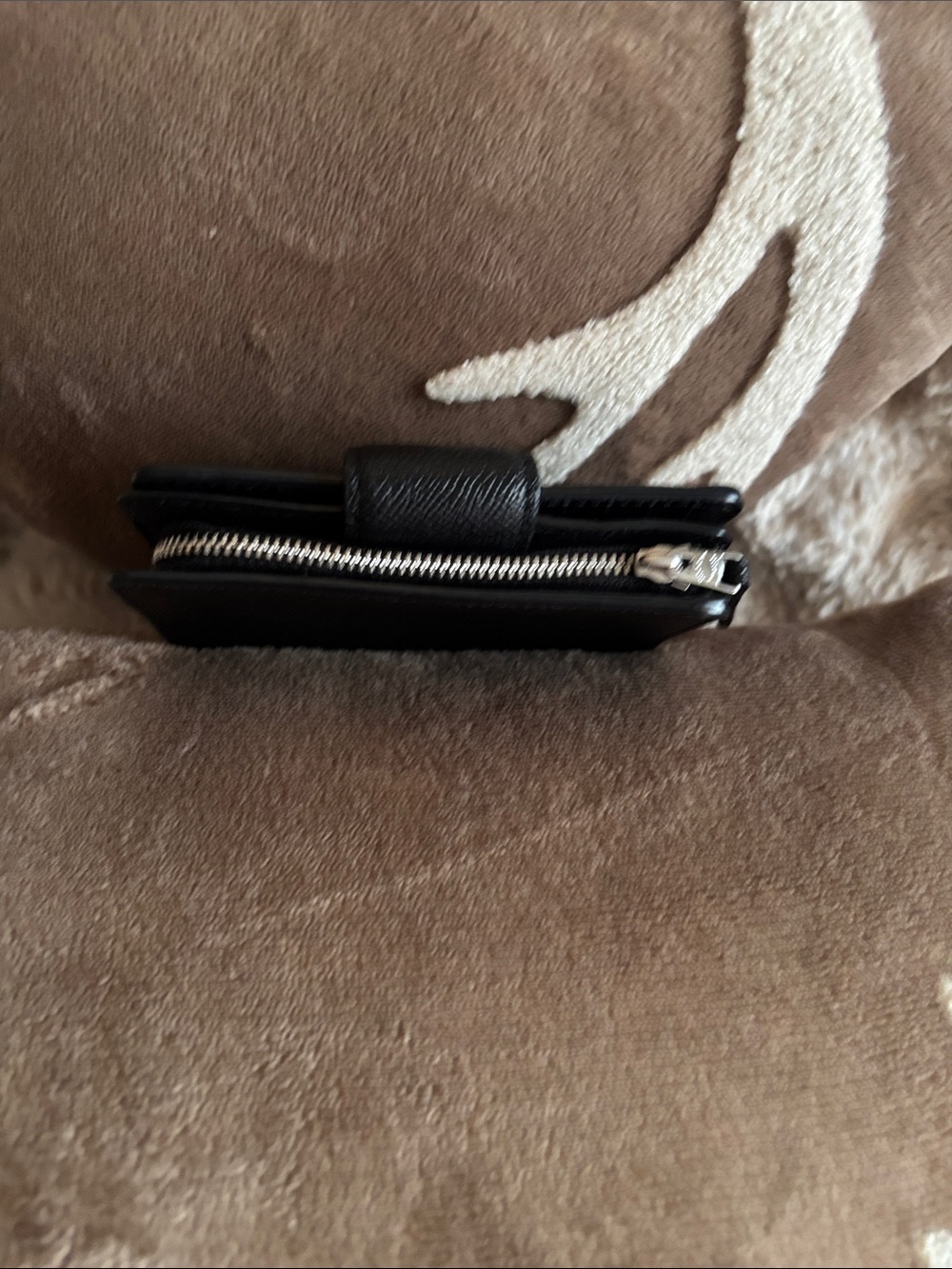 Coach Black Pebbled Leather Compact Wallet with Silver Logo - Picture 2 of 3